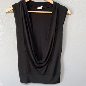 Black Maurice’s ruched top.
